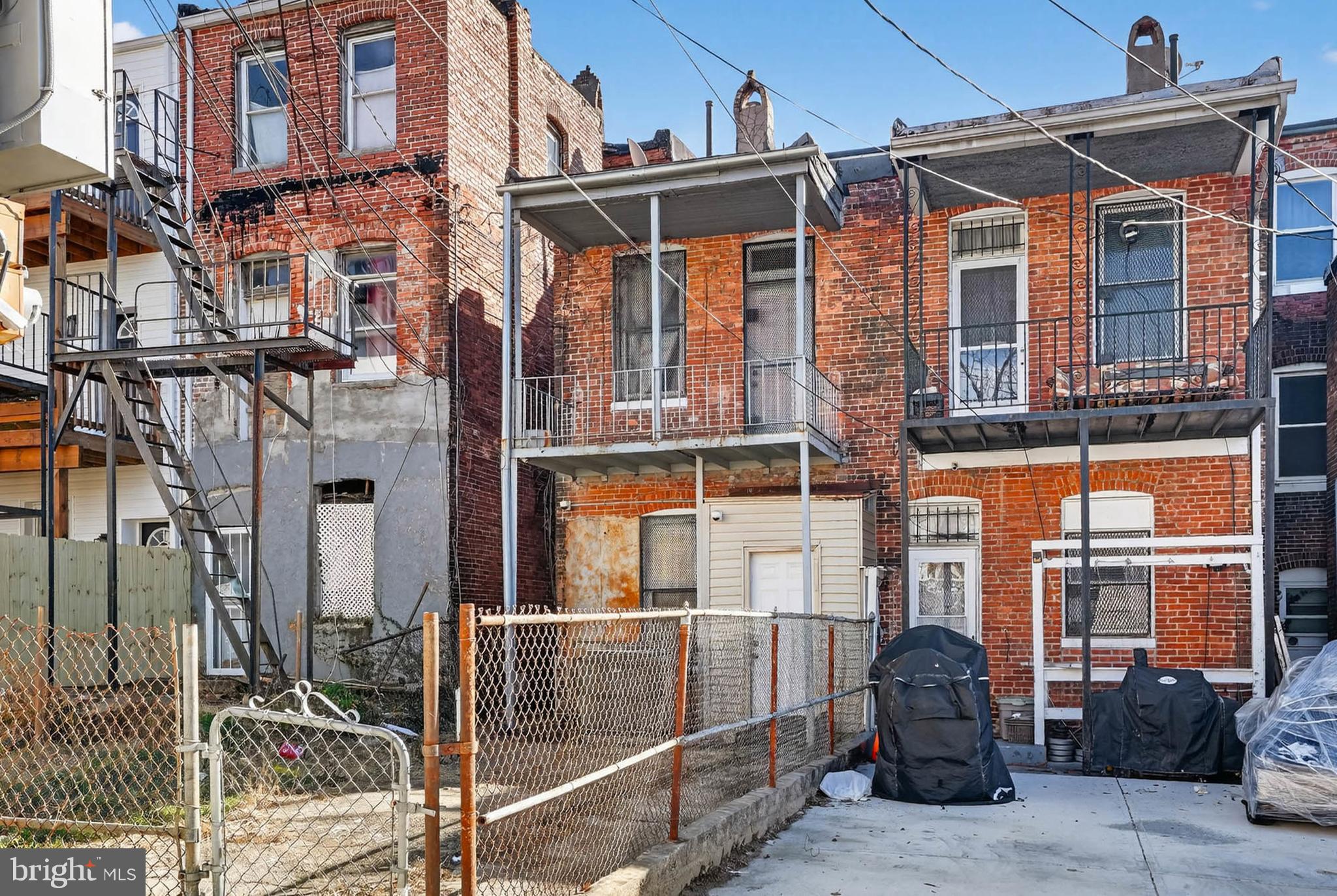 WOODBROOK - Residential