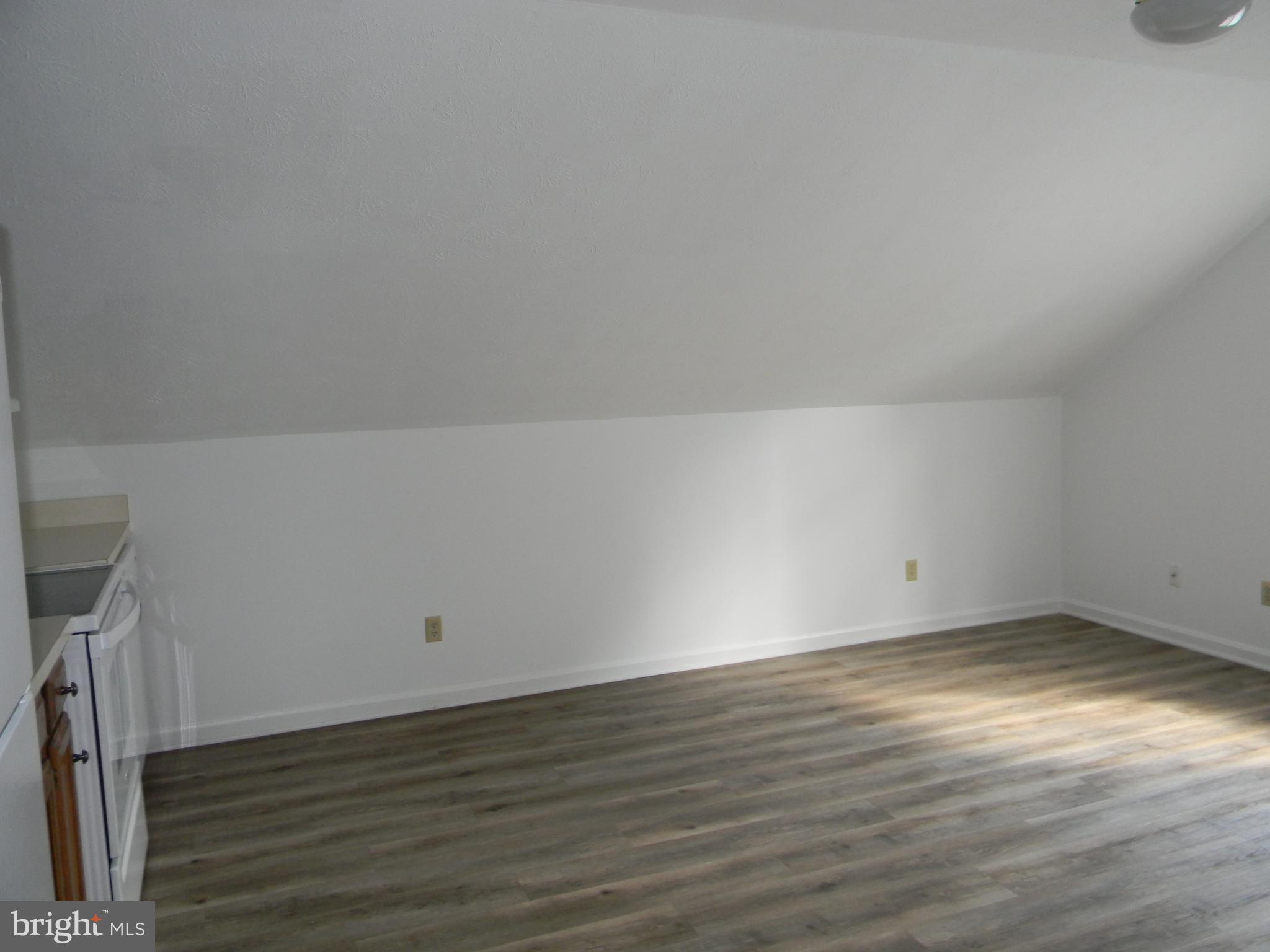 NONE DEV - Residential Lease