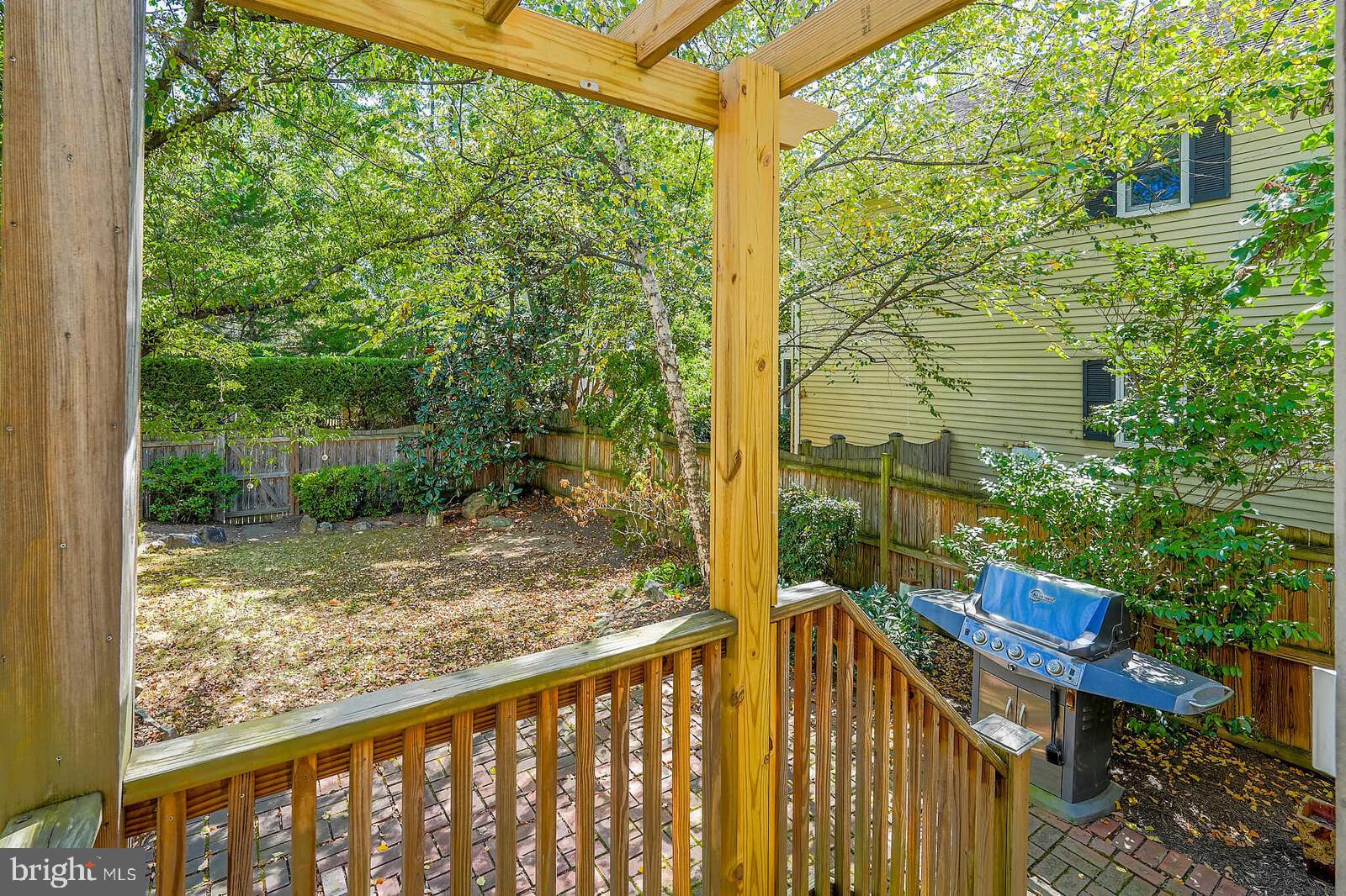 ASHTON HEIGHTS - Residential