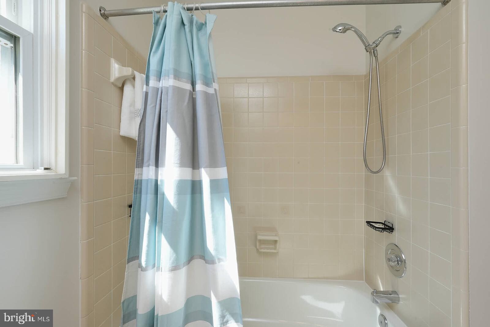 ASHTON HEIGHTS - Residential