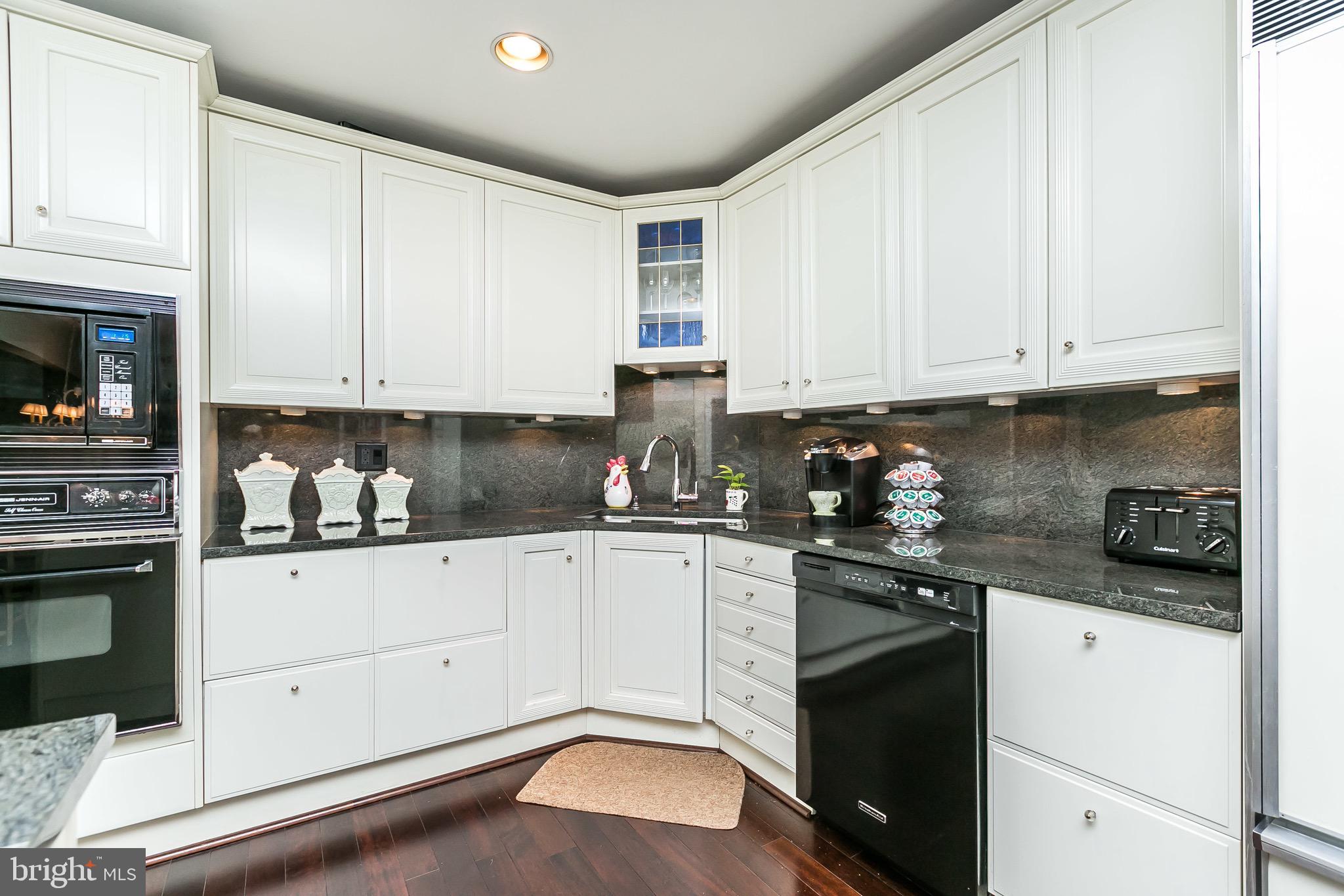 SEMINARY SPRINGS - Residential