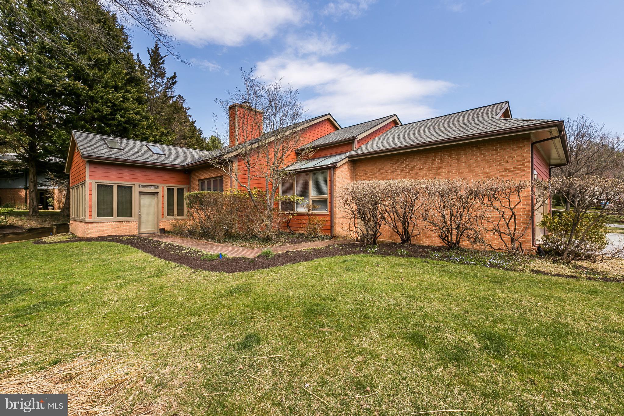 SEMINARY SPRINGS - Residential