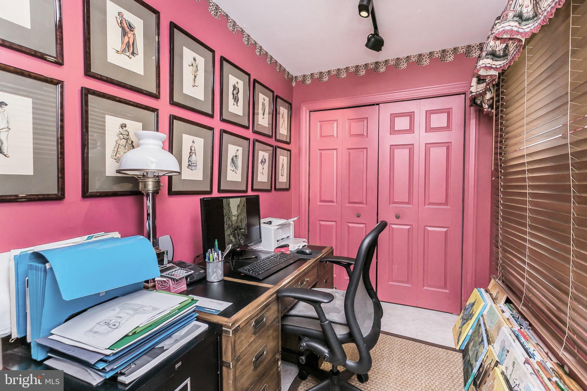 SEMINARY SPRINGS - Residential