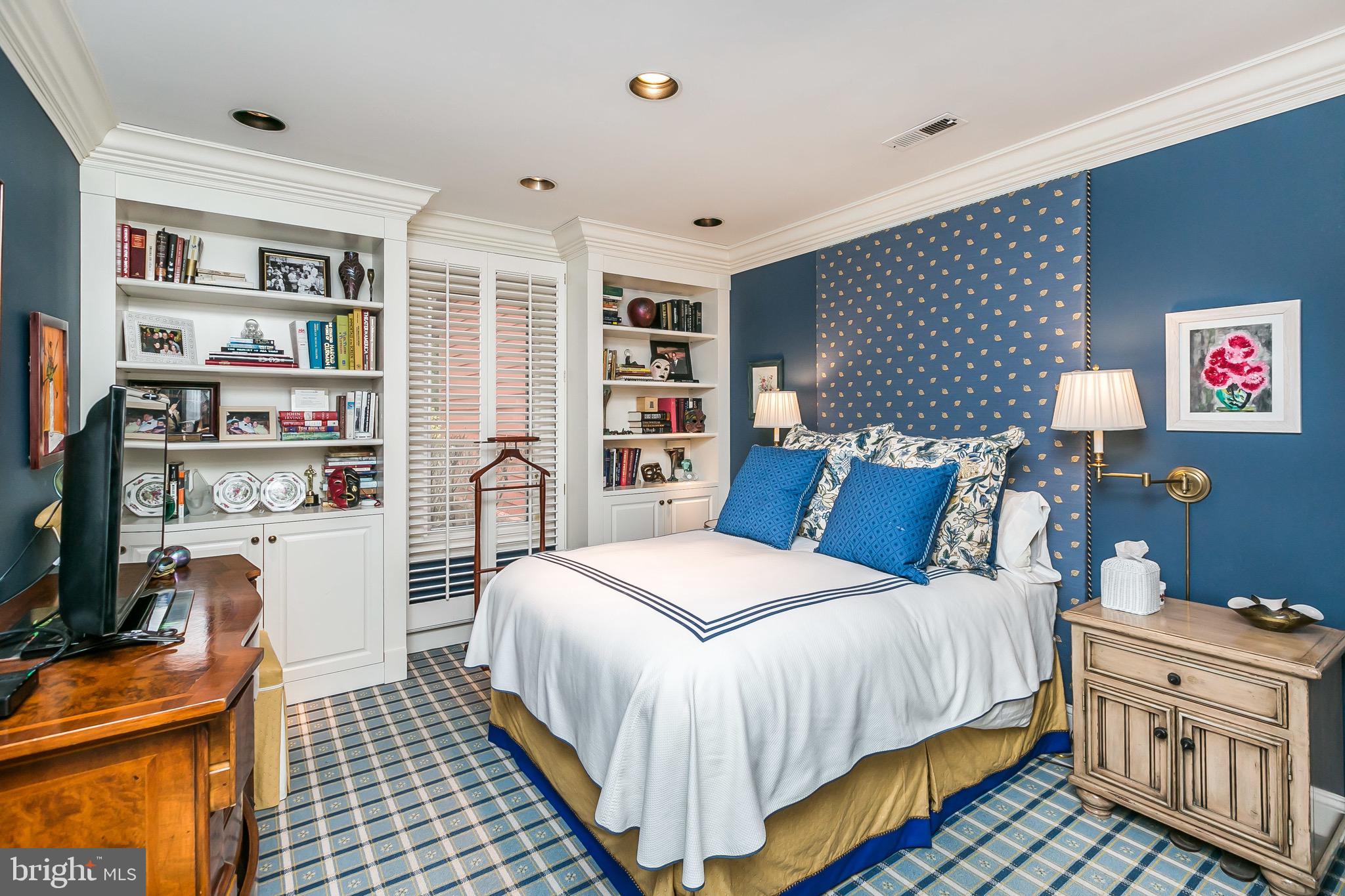 SEMINARY SPRINGS - Residential