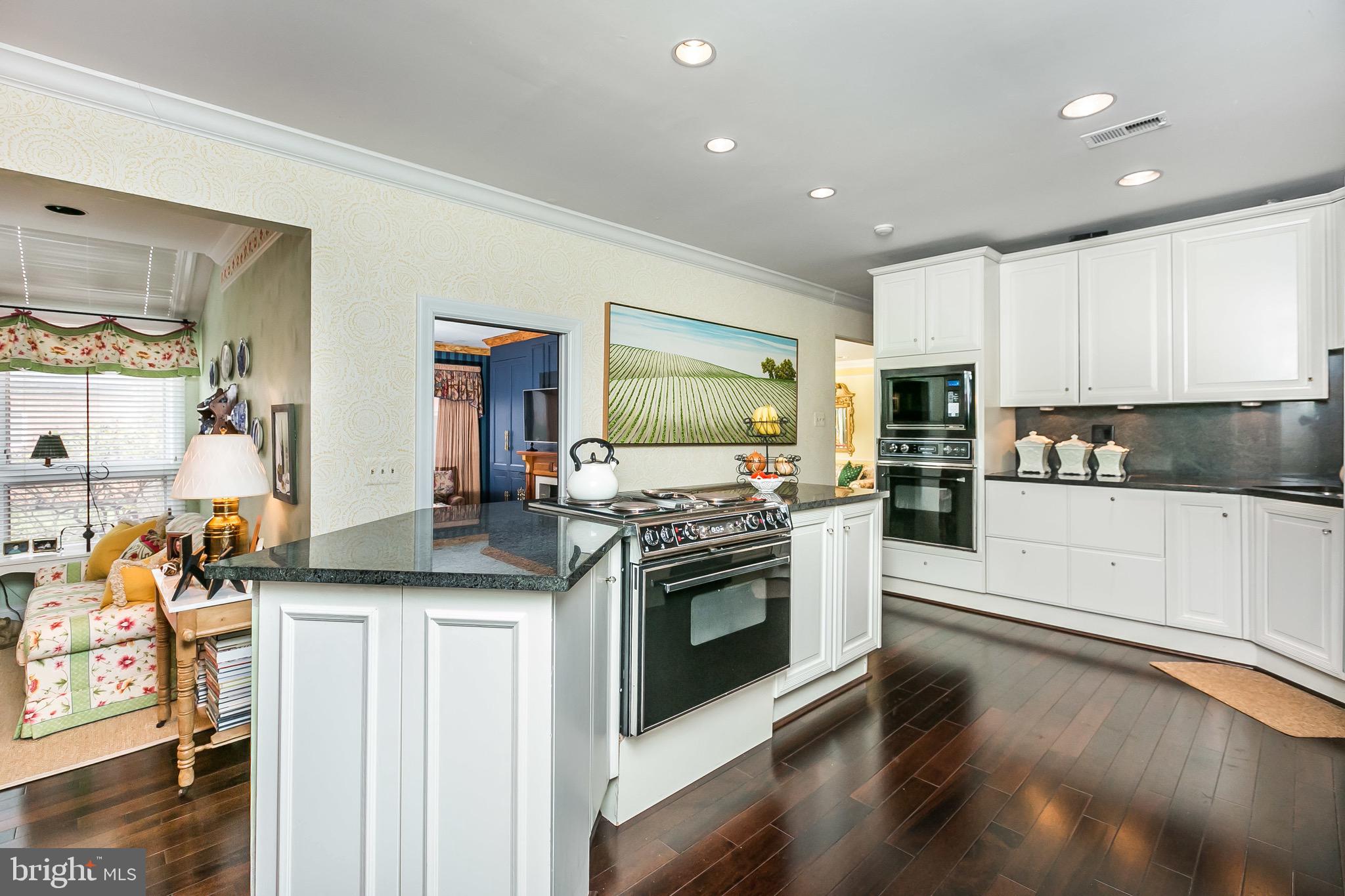 SEMINARY SPRINGS - Residential