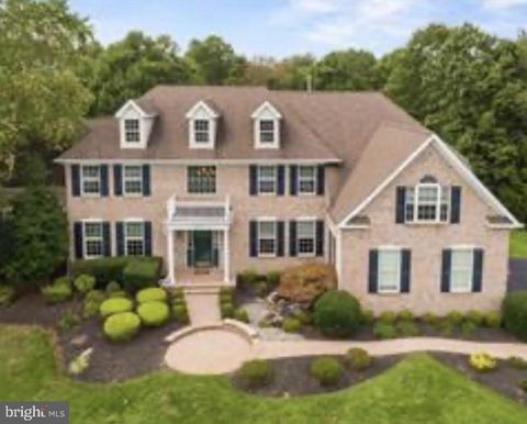 Photo of 253 Jennings Way, MICKLETON, NJ 08056 (MLS # NJGL2068474)