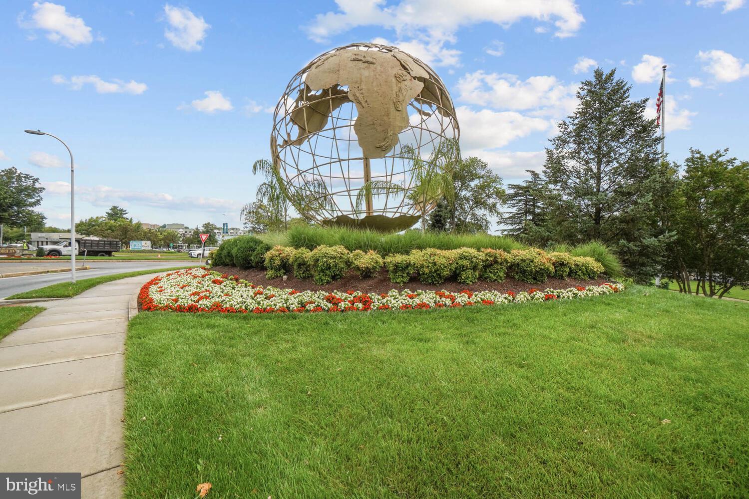 GREENS AT LEISURE WORLD - Residential