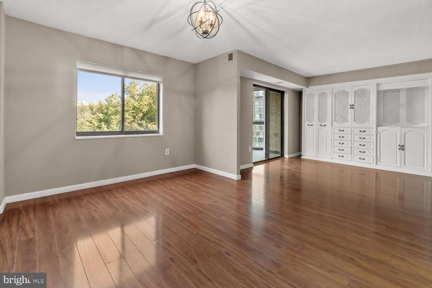 GREENS AT LEISURE WORLD - Residential