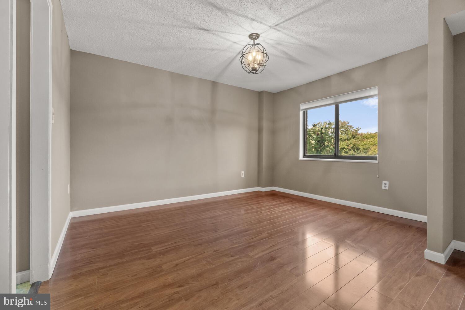 GREENS AT LEISURE WORLD - Residential