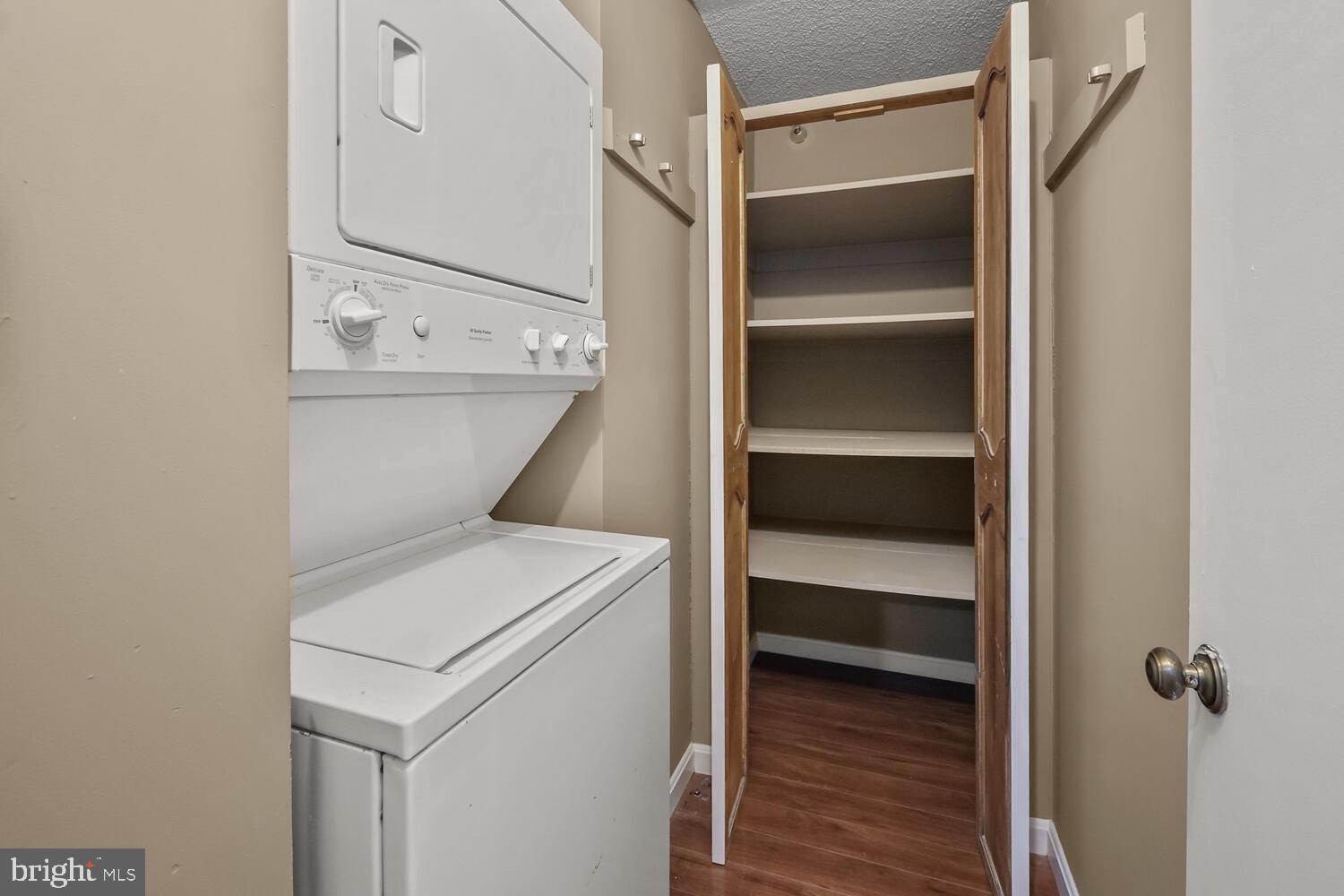 GREENS AT LEISURE WORLD - Residential