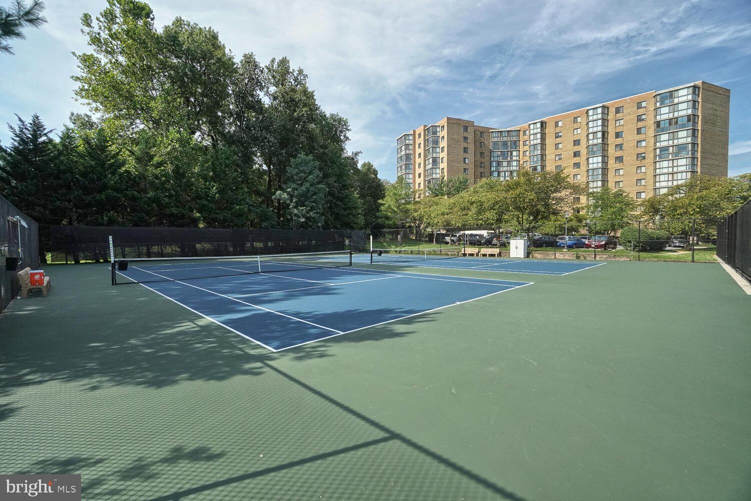 GREENS AT LEISURE WORLD - Residential