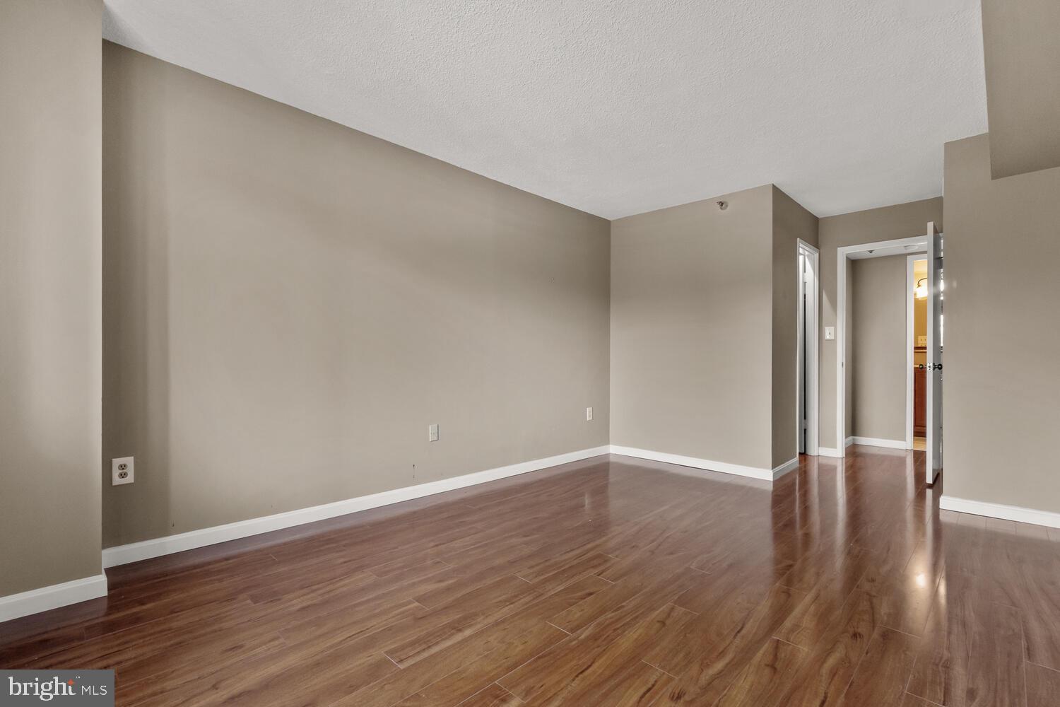 GREENS AT LEISURE WORLD - Residential