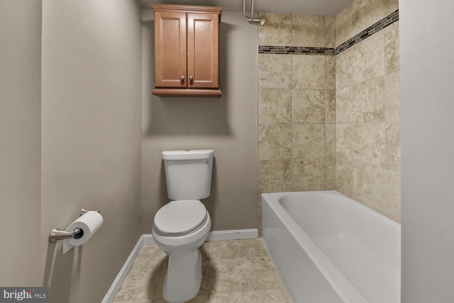 GREENS AT LEISURE WORLD - Residential