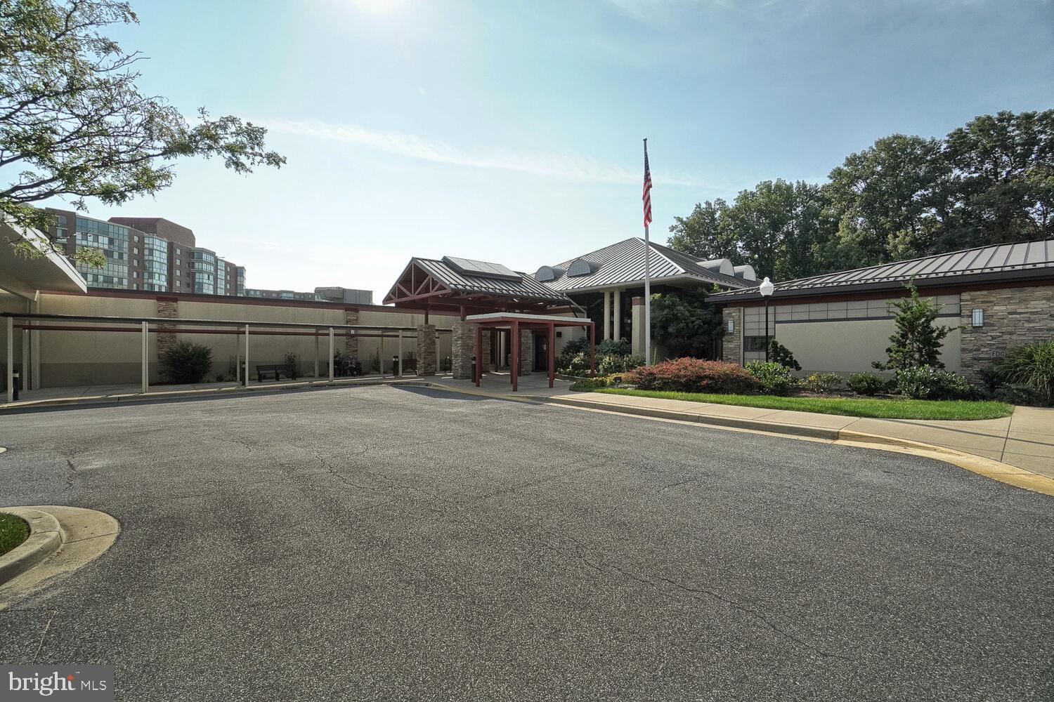 GREENS AT LEISURE WORLD - Residential