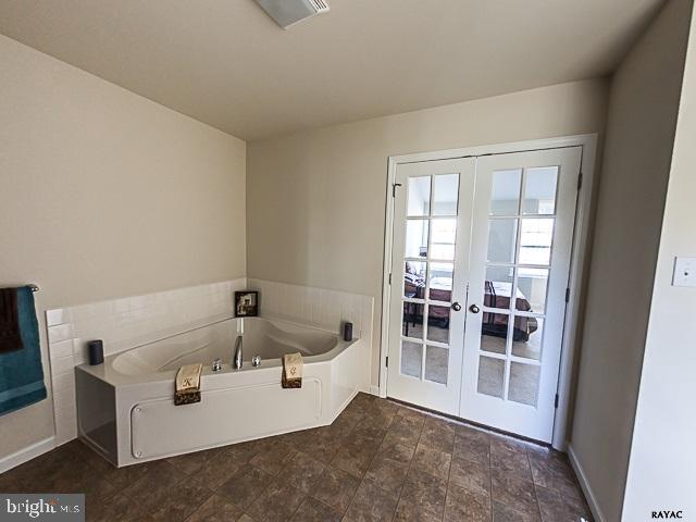 STONE MILL ESTATES - Residential
