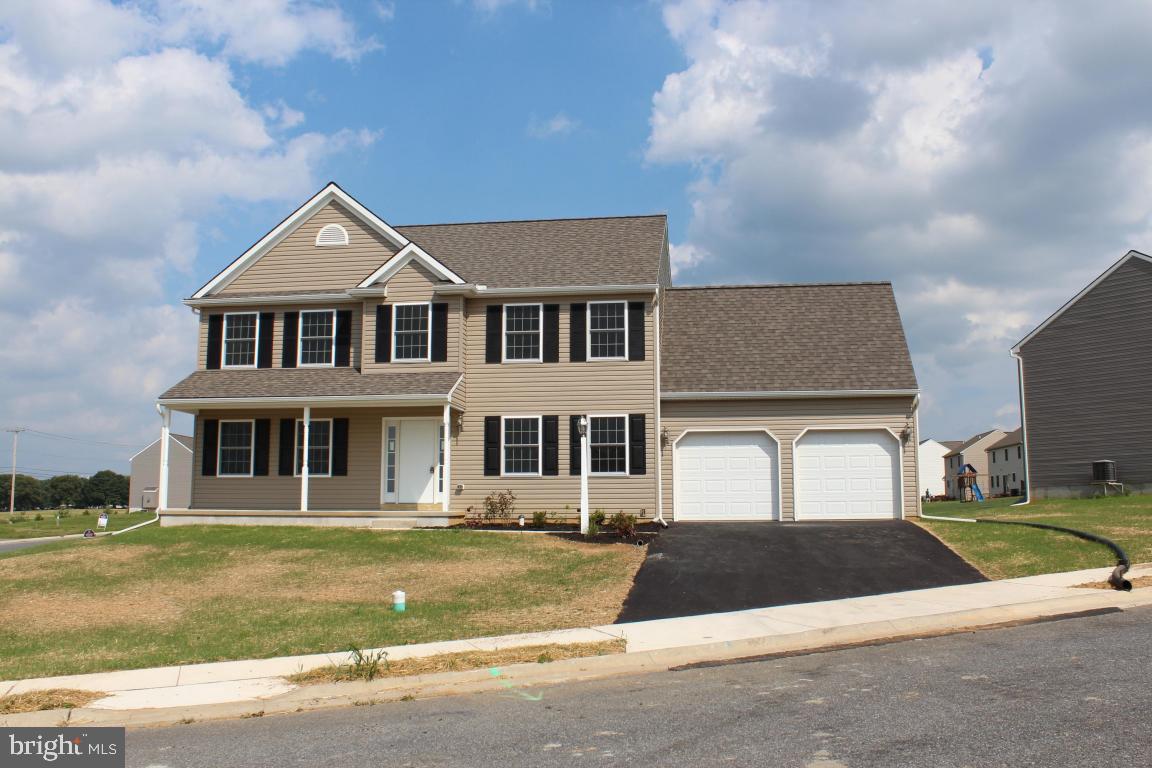 STONE MILL ESTATES - Residential