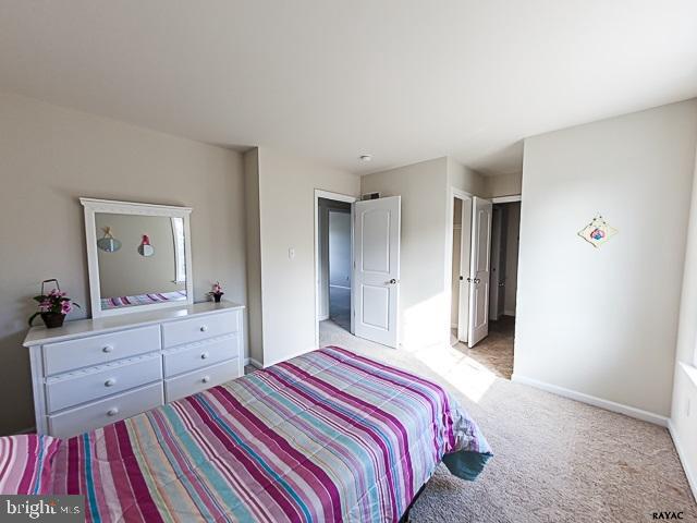 STONE MILL ESTATES - Residential