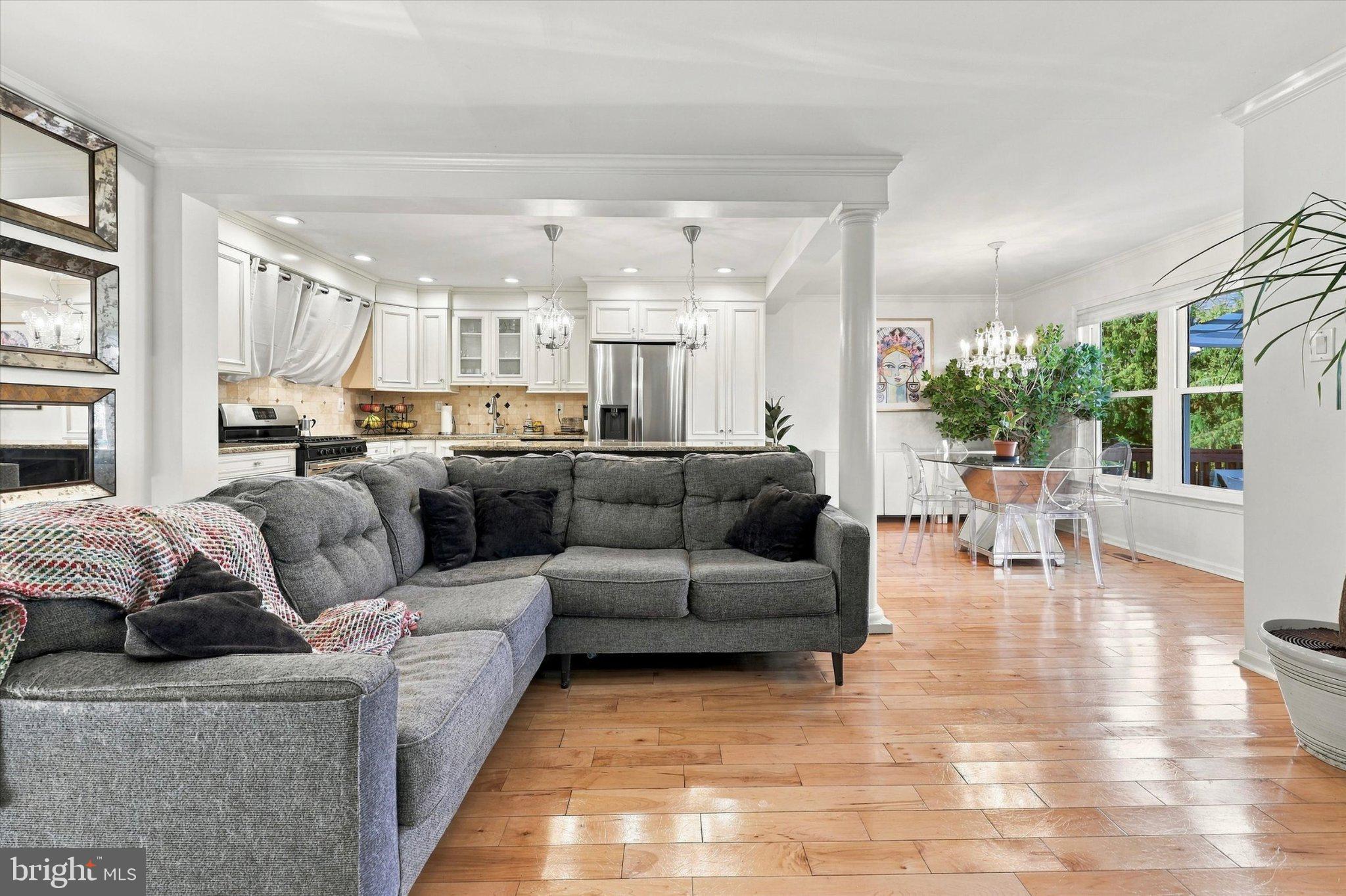 50 WHITE PINE COURT