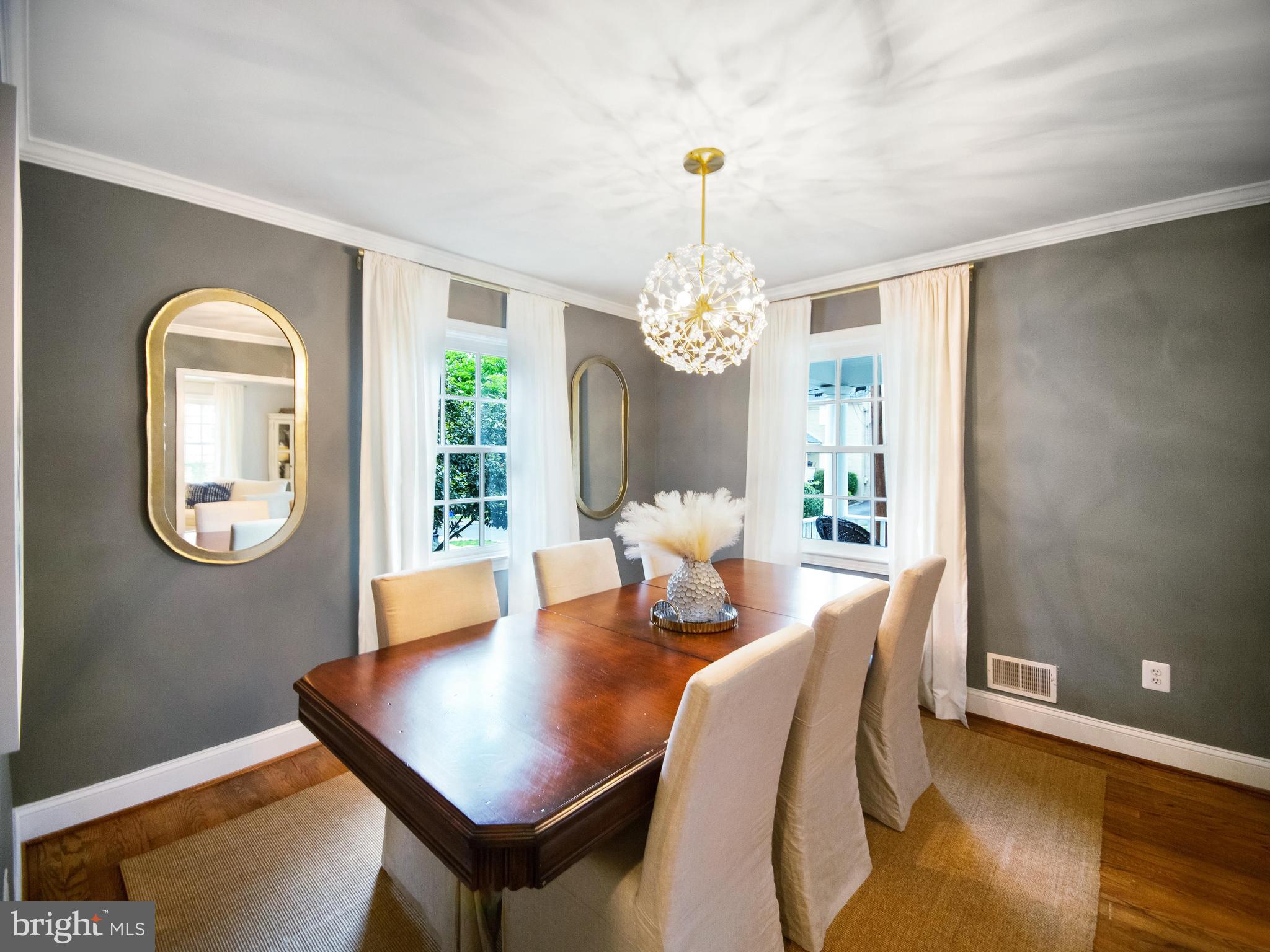 KENSINGTON ESTATES - Residential