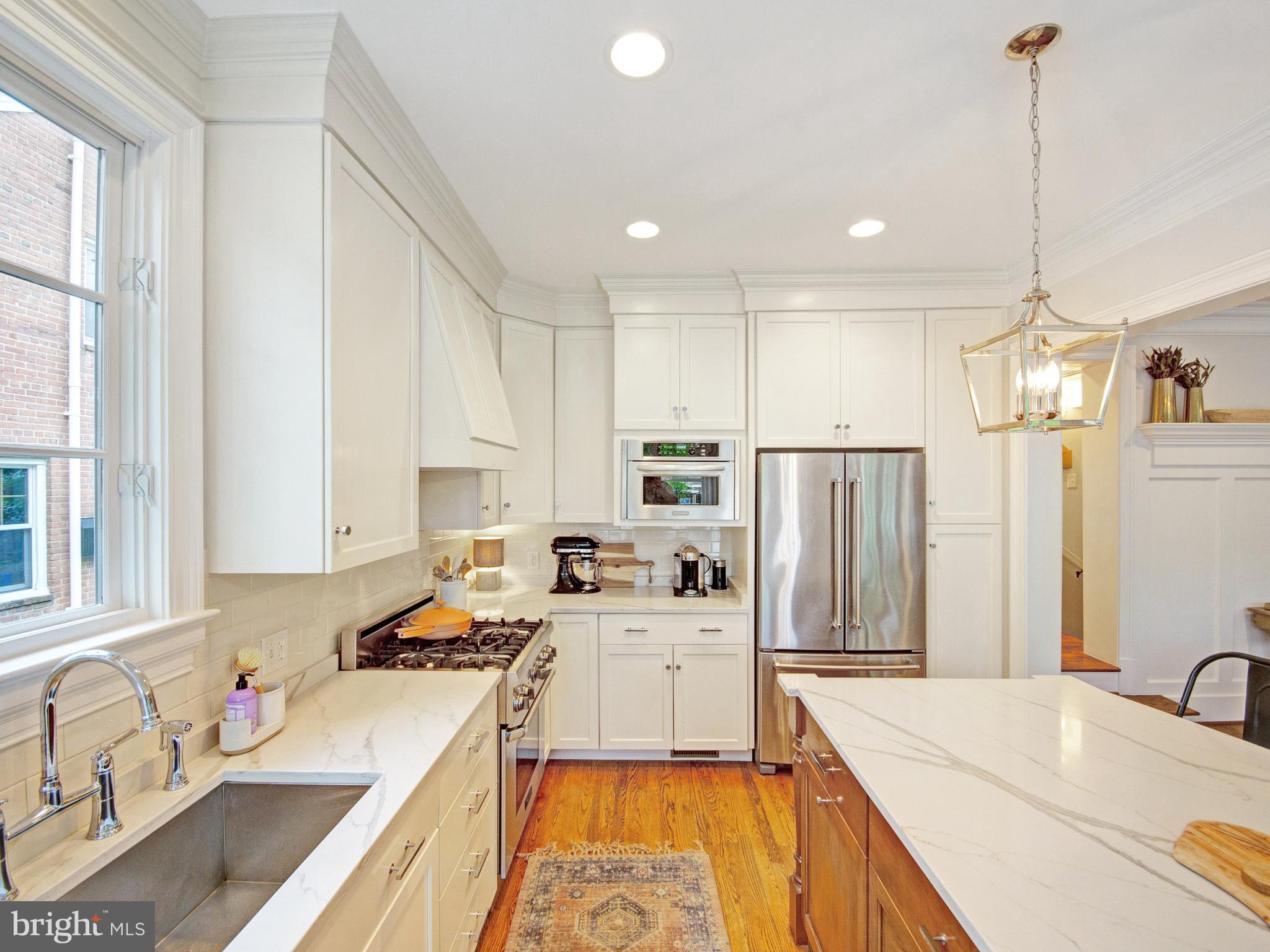 KENSINGTON ESTATES - Residential