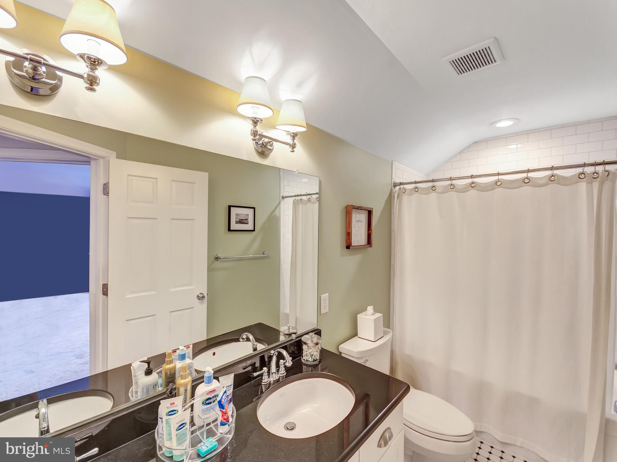 KENSINGTON ESTATES - Residential