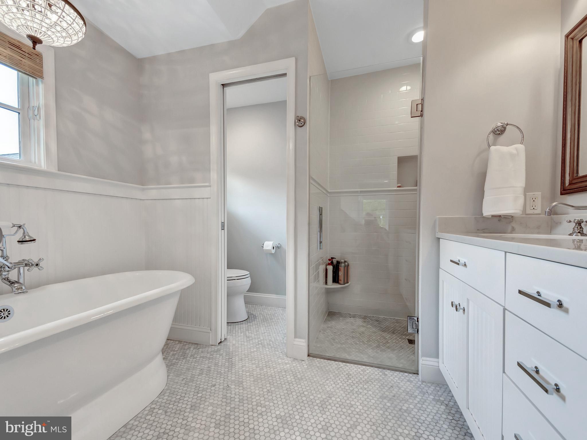 KENSINGTON ESTATES - Residential