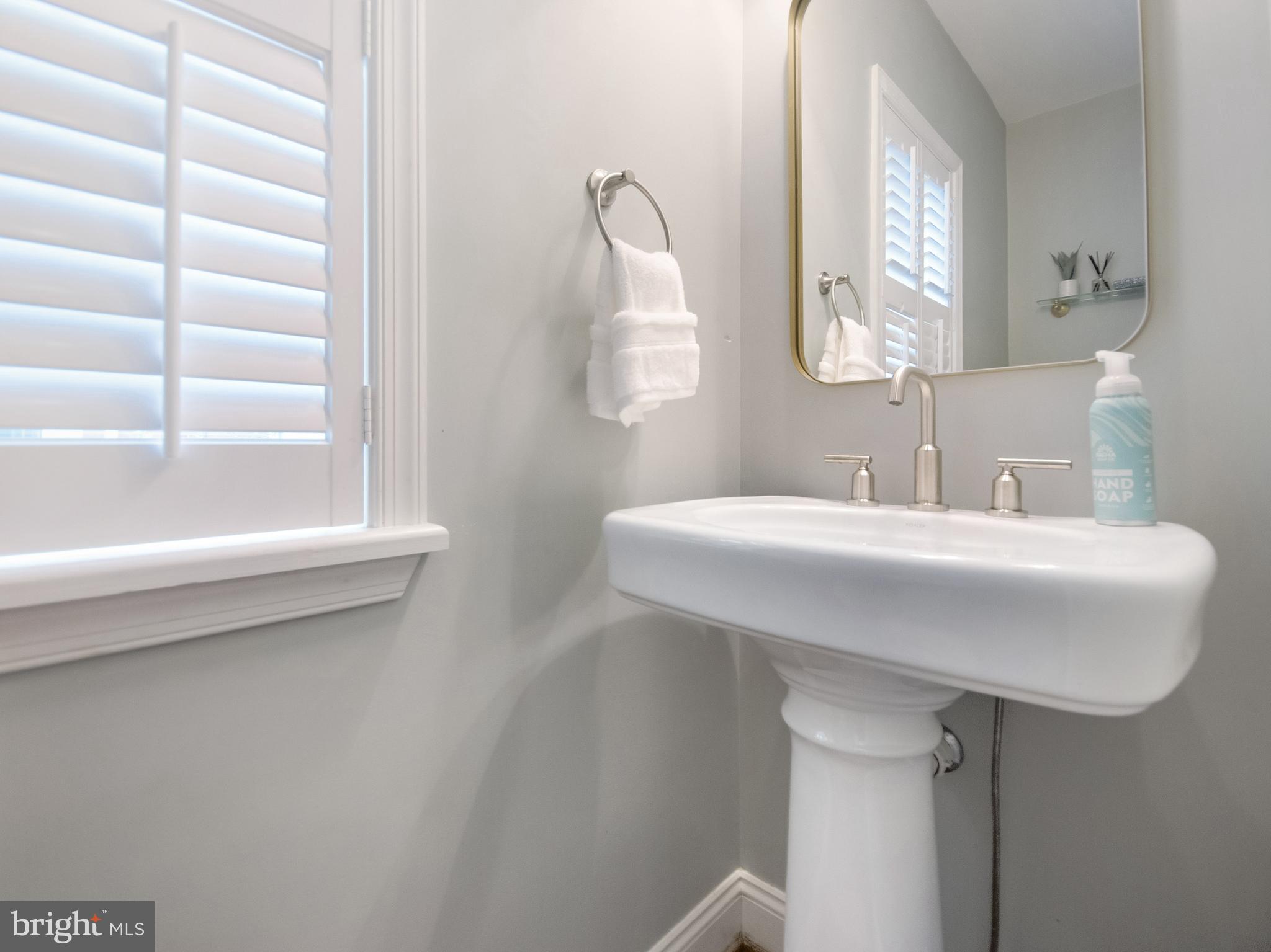 KENSINGTON ESTATES - Residential