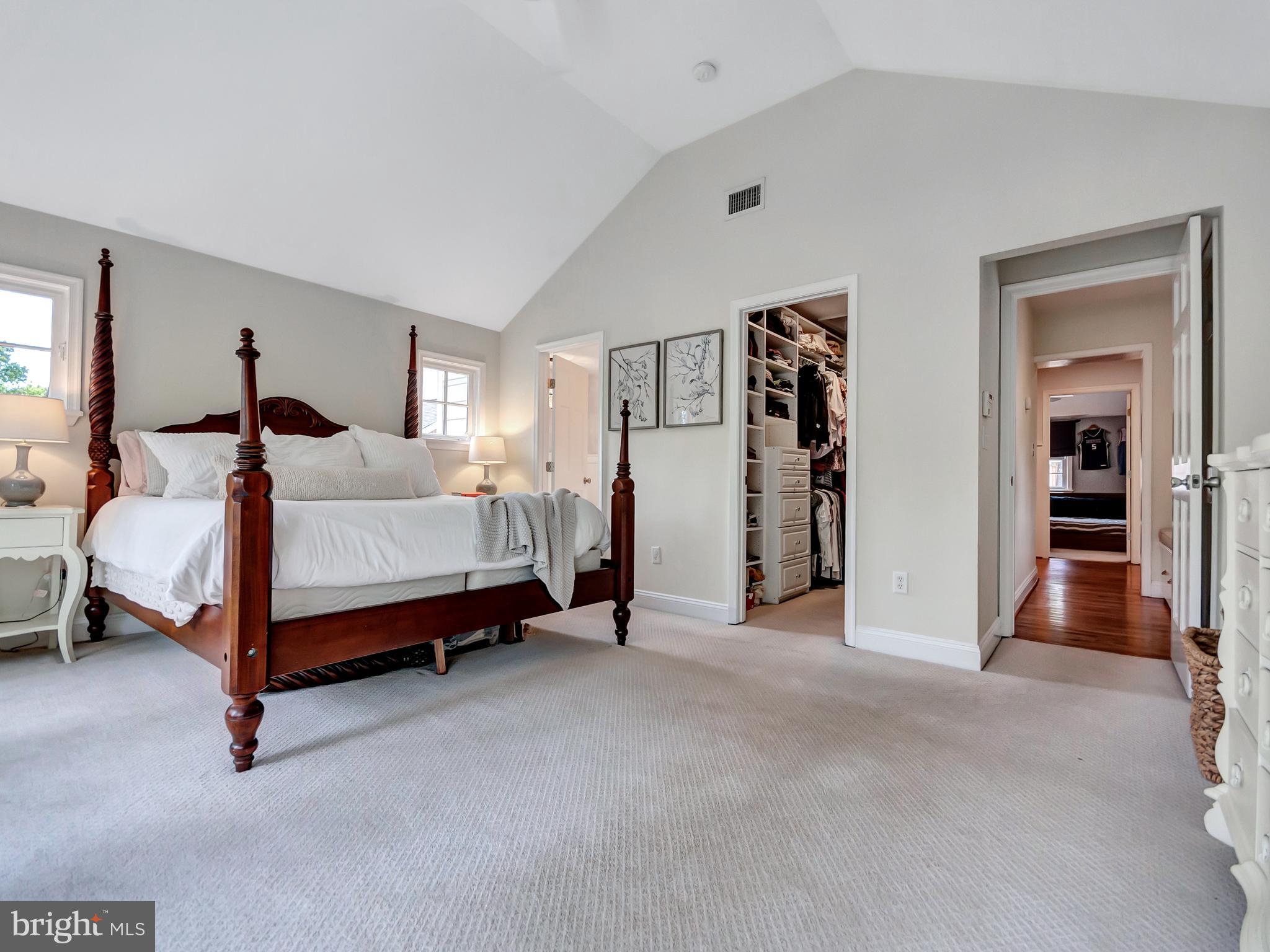 KENSINGTON ESTATES - Residential