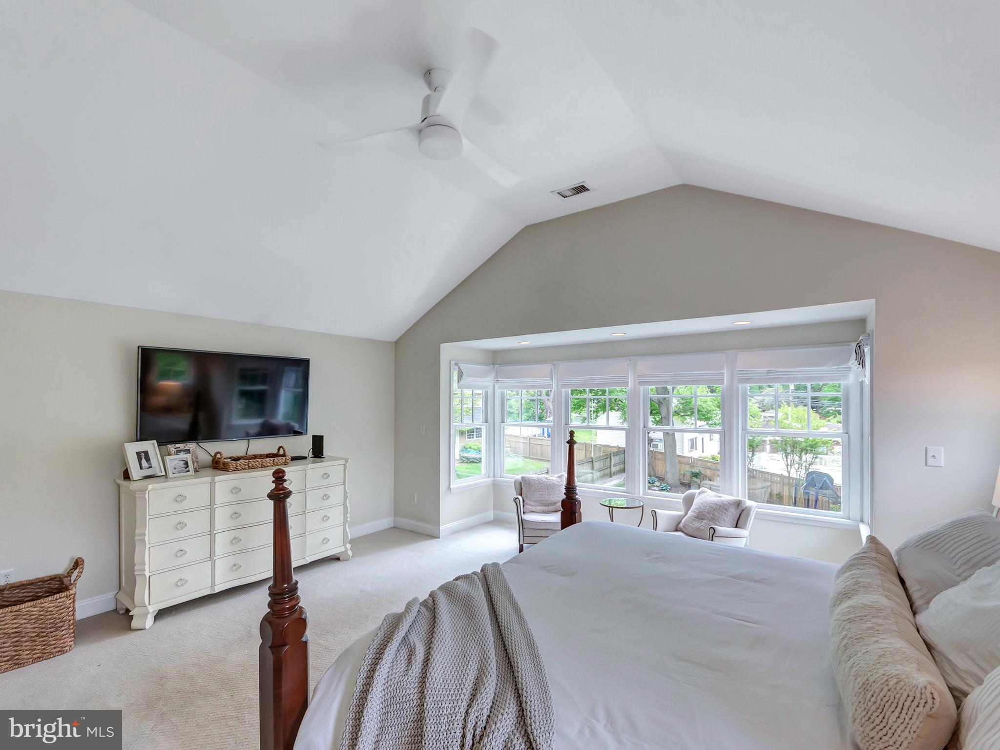 KENSINGTON ESTATES - Residential