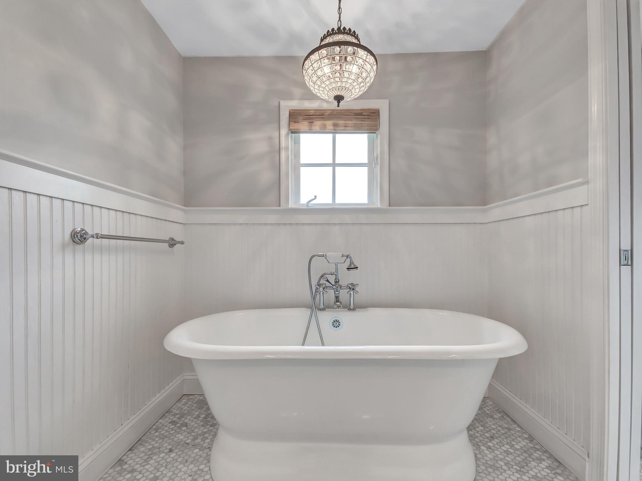 KENSINGTON ESTATES - Residential