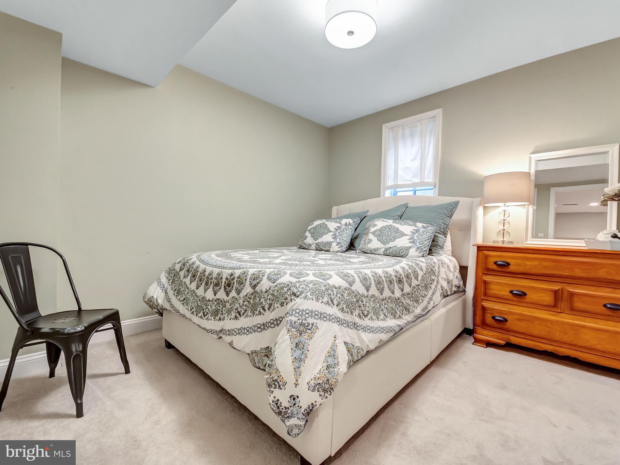 KENSINGTON ESTATES - Residential