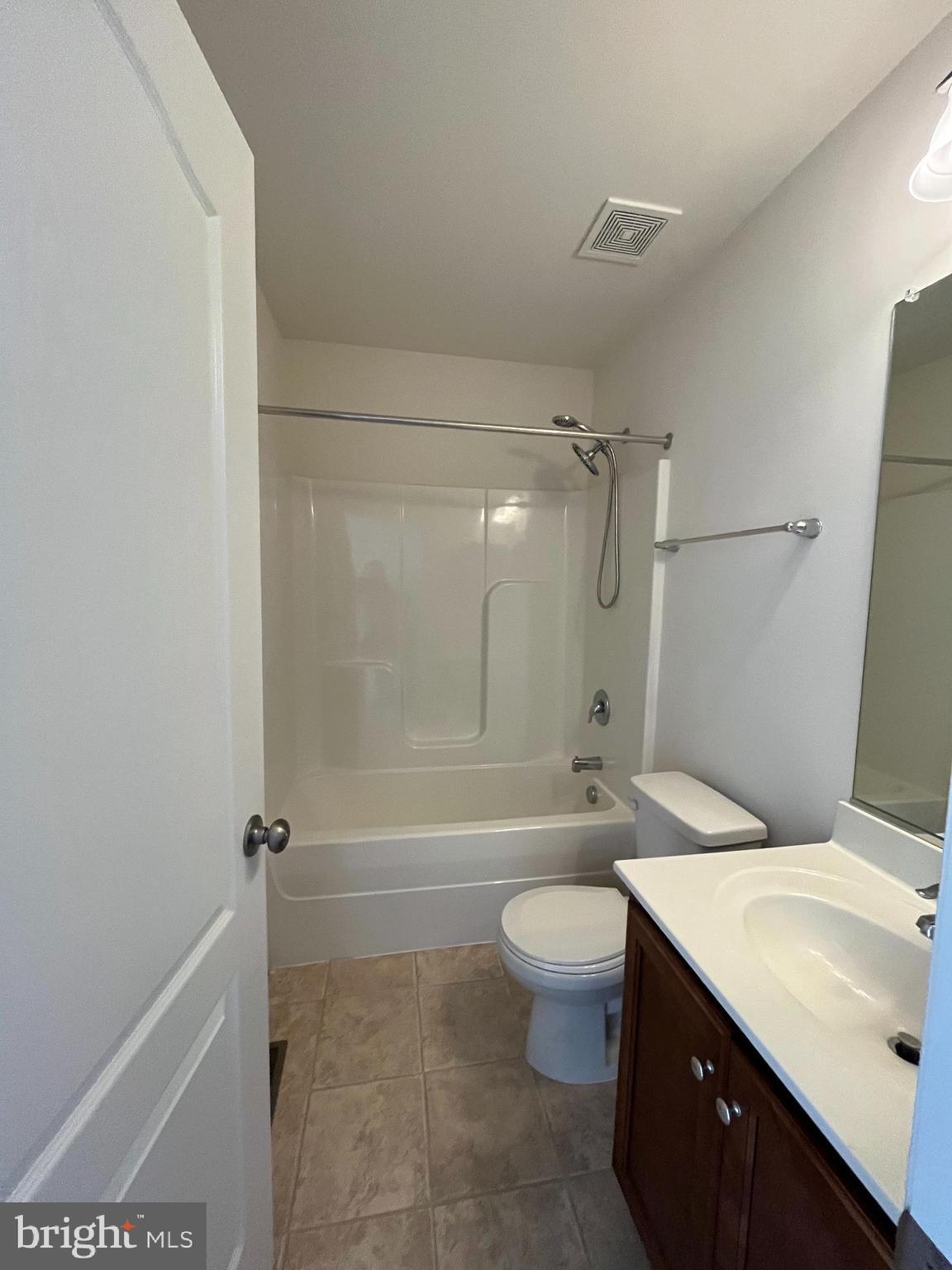 LADYSMITH VILLAGE - Residential Lease