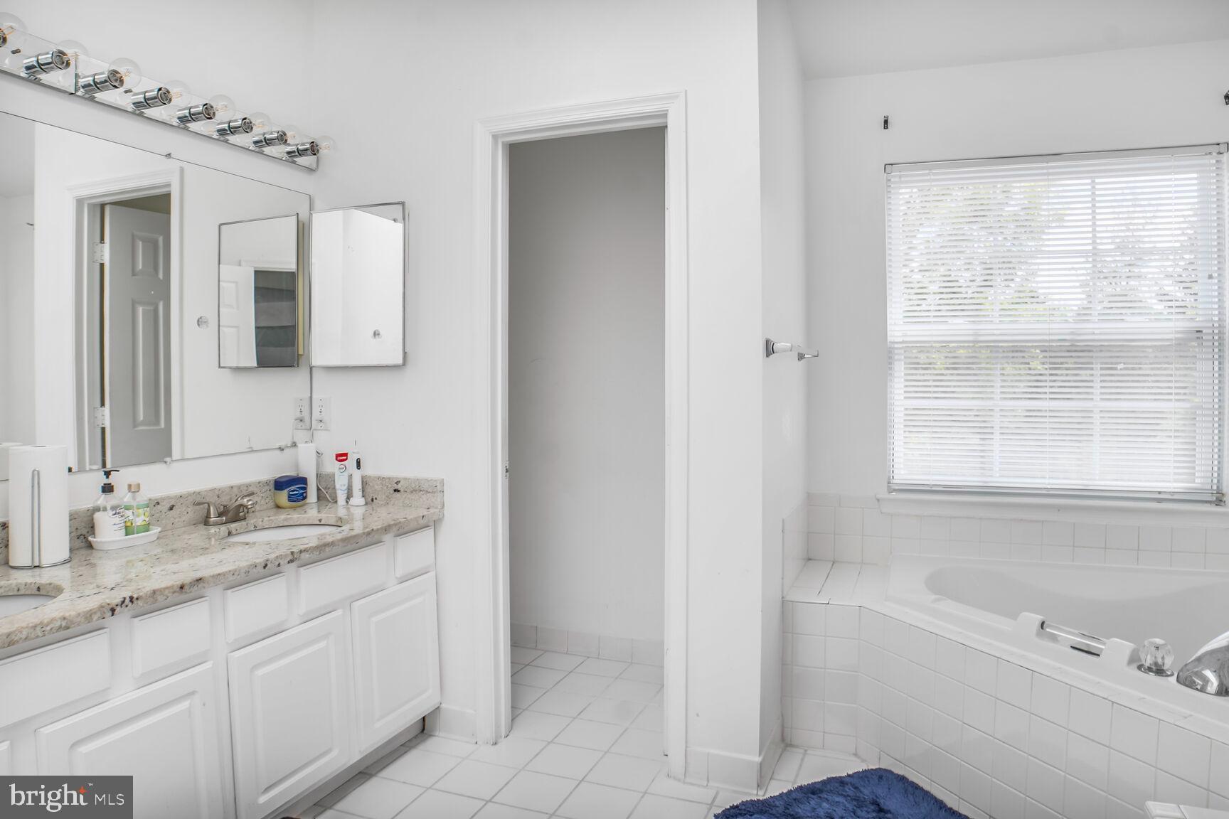 PERRYWOOD - Residential