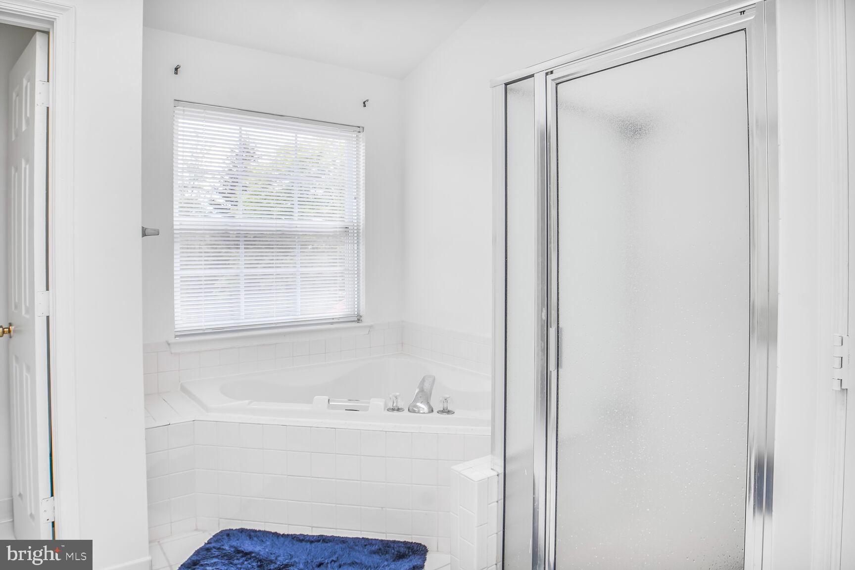 PERRYWOOD - Residential