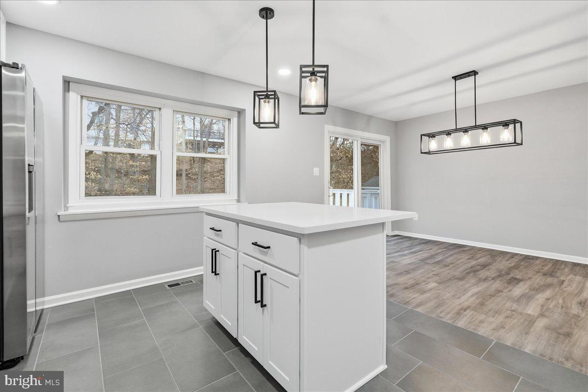 FORT WASHINGTON - Residential