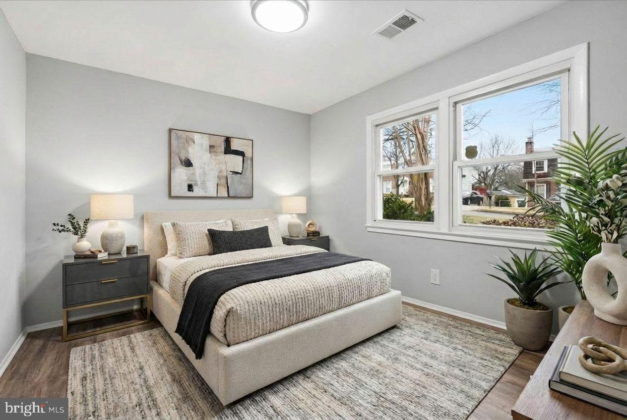 FORT WASHINGTON - Residential