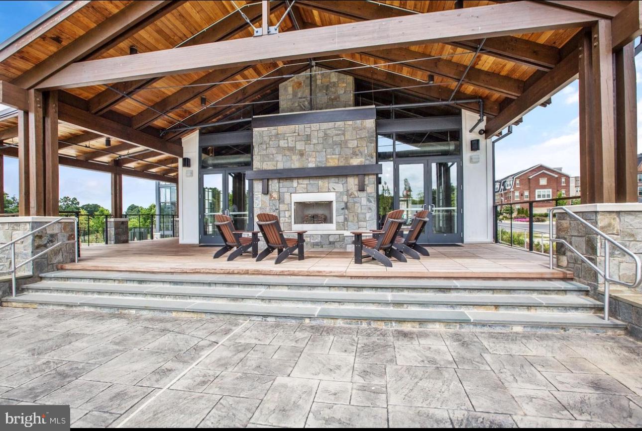 CROWN FARM - Residential Lease