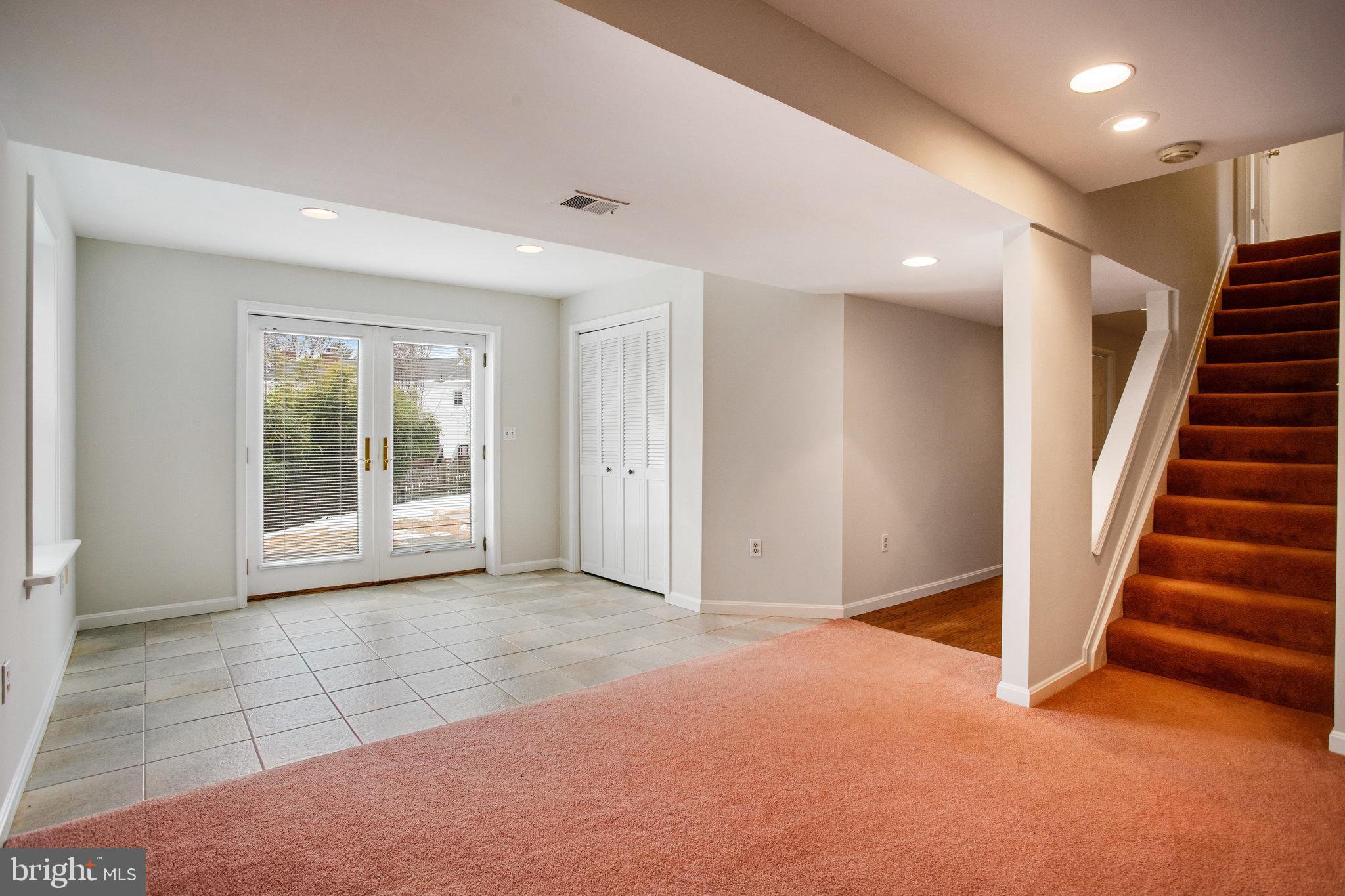 SEMINARY RIDGE - Residential