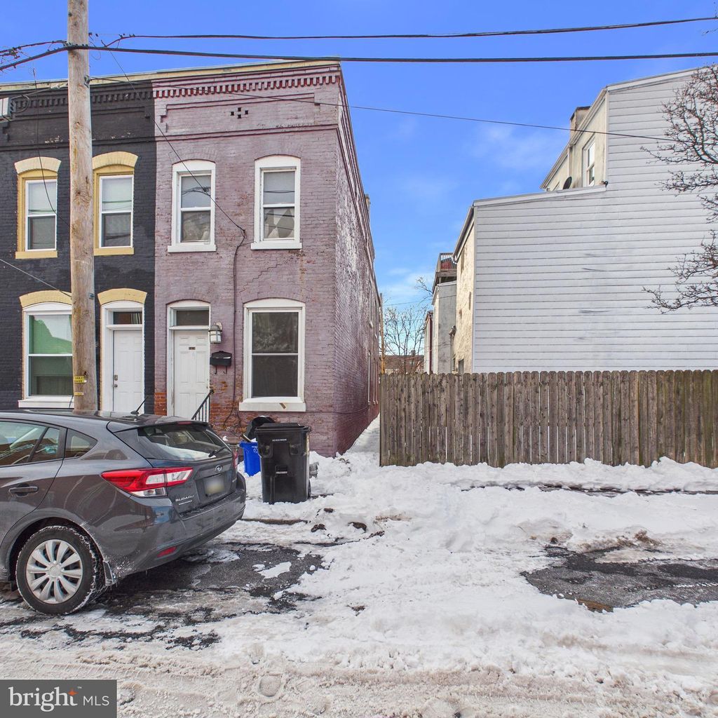 Photo of 1434 N Fourth St, HARRISBURG, PA 17102 (MLS # PADA2056500)