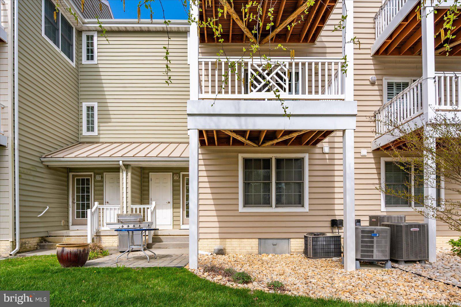 9823 GOLF COURSE ROAD 7