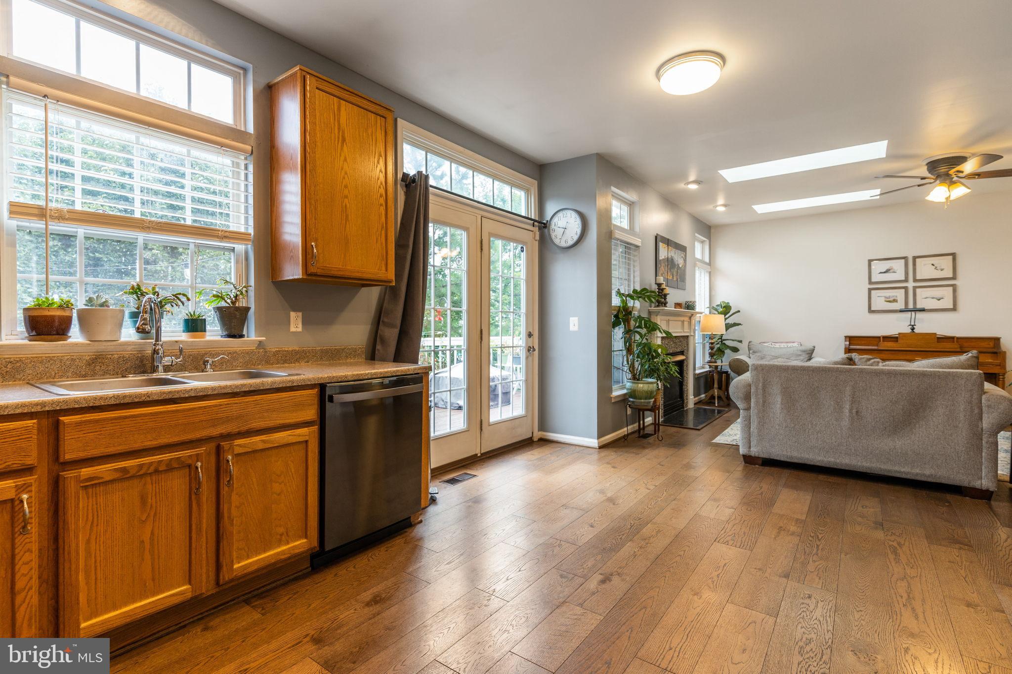 LORTON TOWN CENTER - Residential