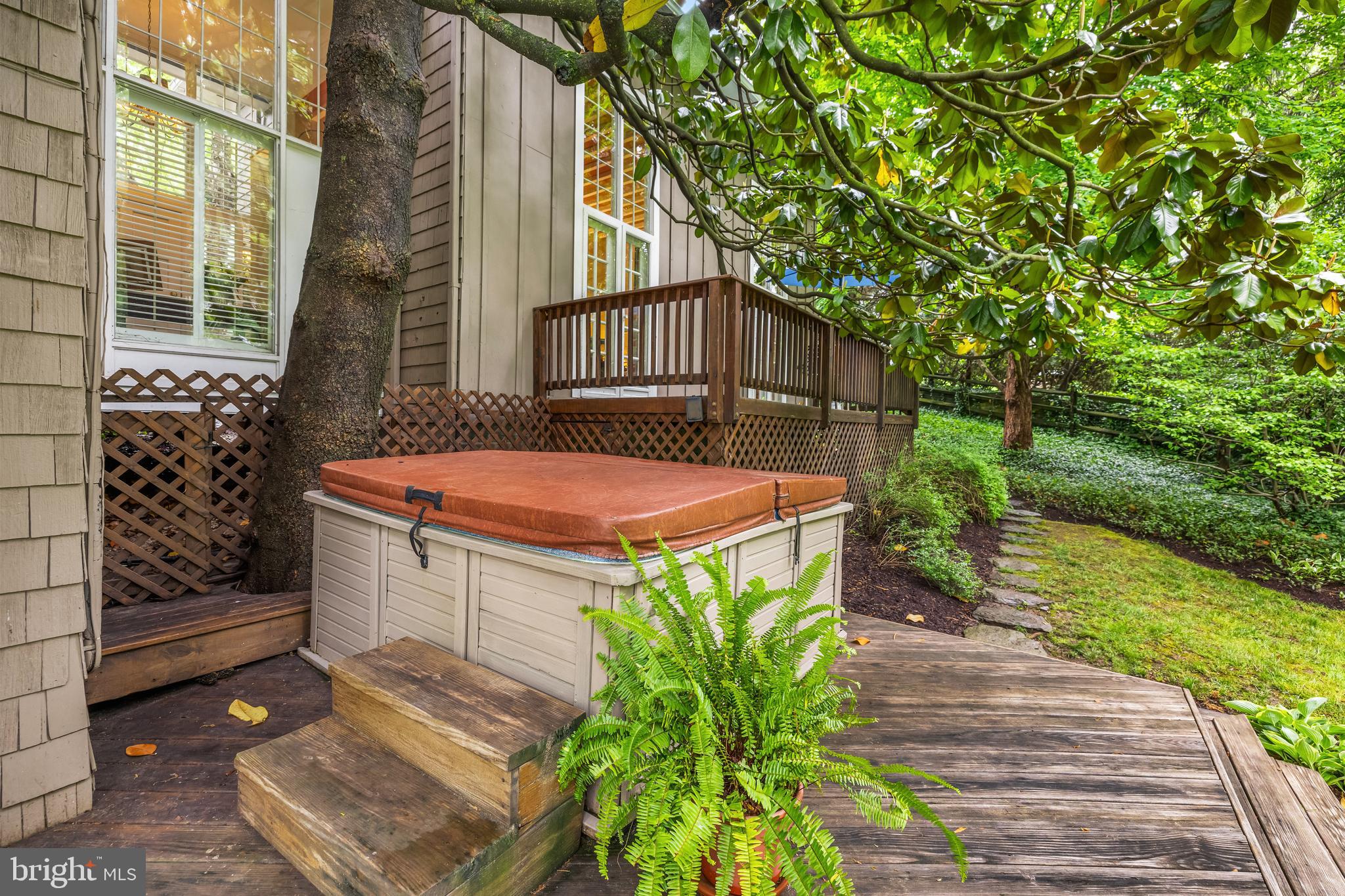 RUXTON - Residential