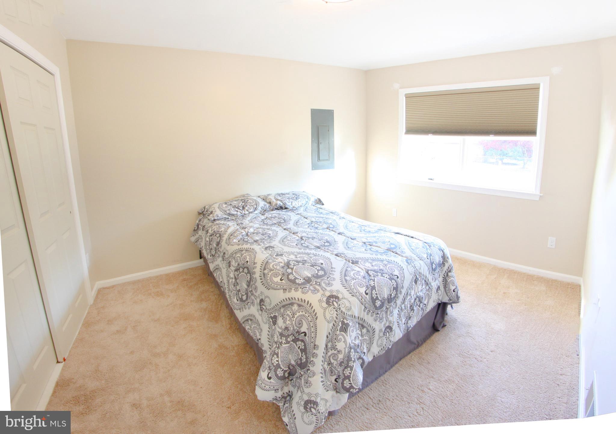 MAGOTHY MANOR - Residential Lease