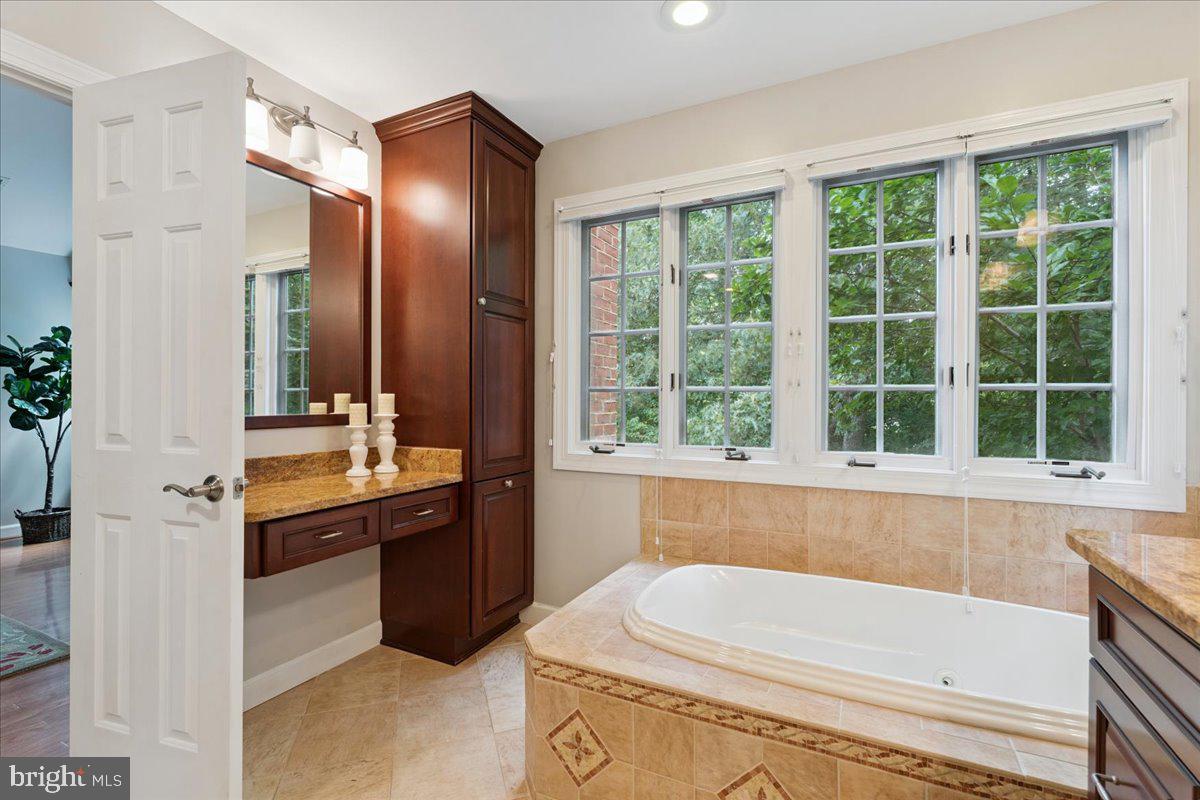 BALMORAL GREENS - Residential