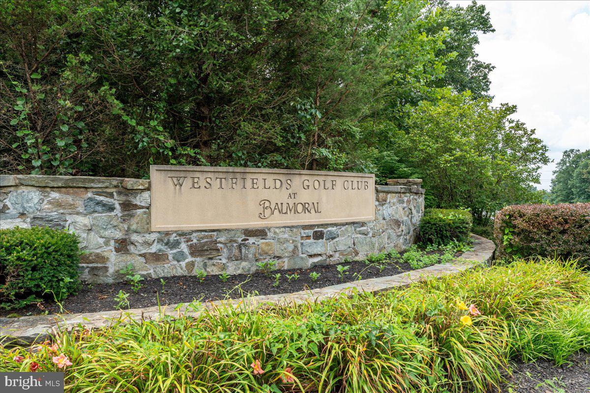 BALMORAL GREENS - Residential