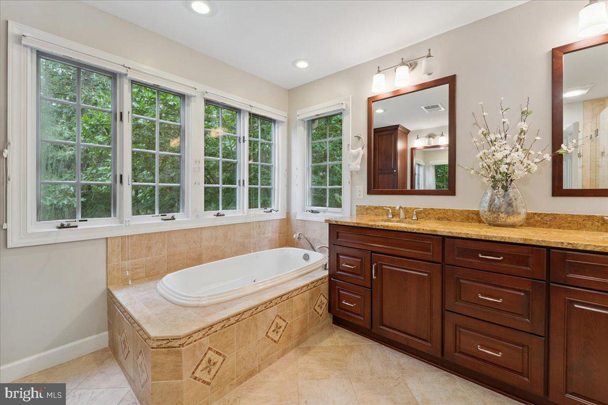 BALMORAL GREENS - Residential