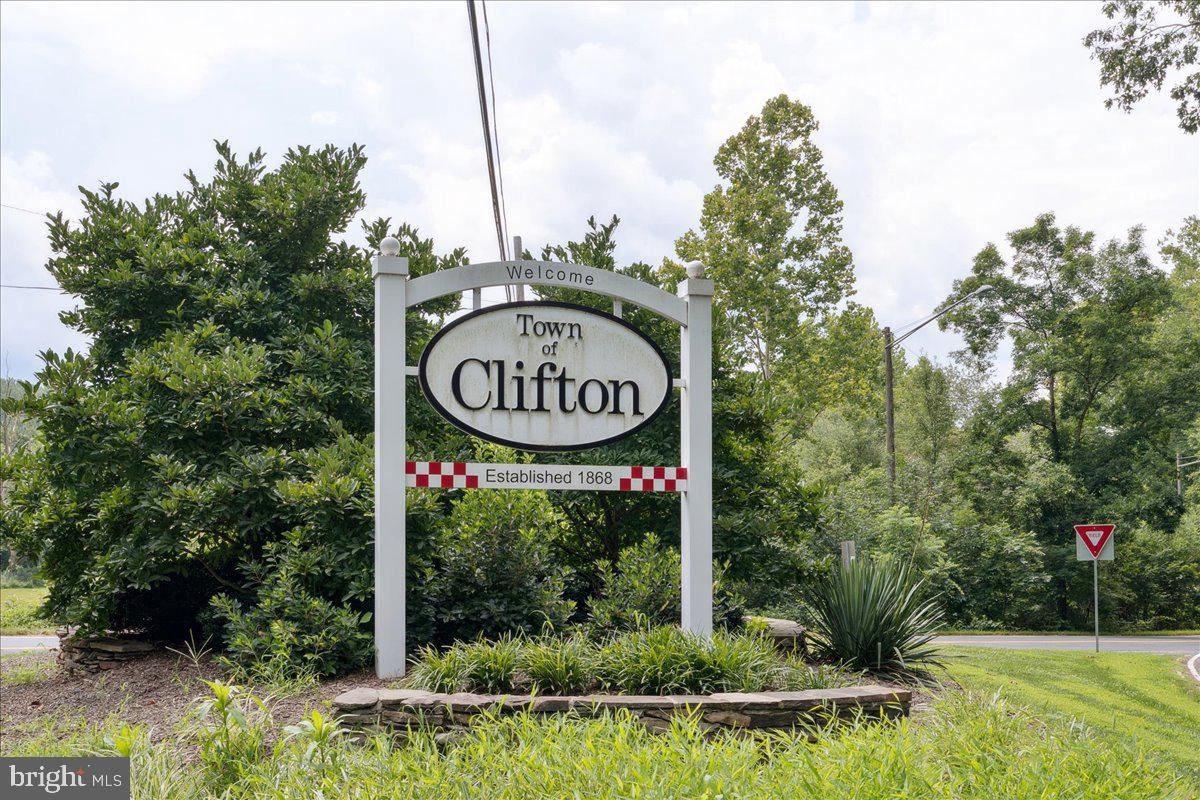 BALMORAL GREENS - Residential