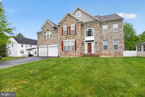 Photo of 11302 Birkdale Court, BOWIE, MD 20721 (MLS # MDPG2201158)