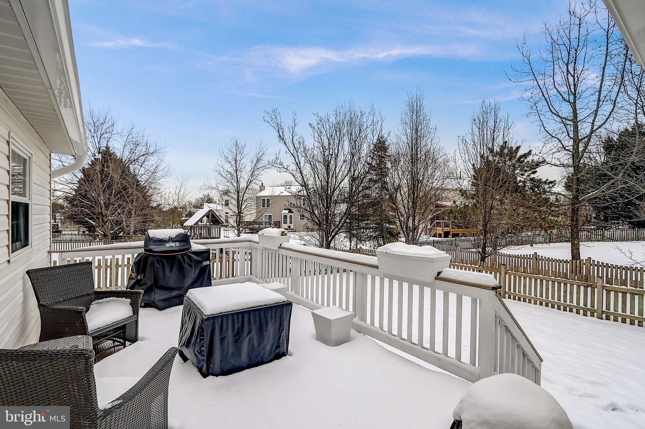 ASHBURN VILLAGE - Residential