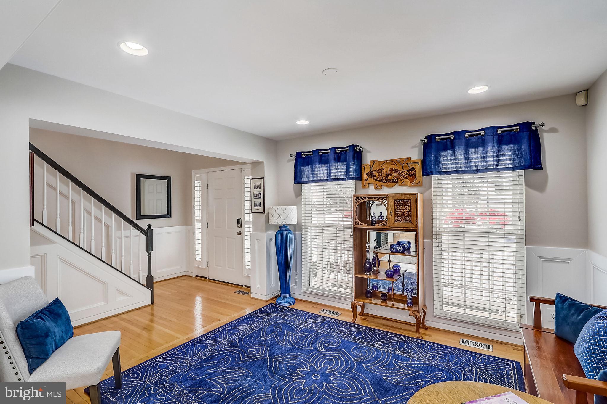 ASHBURN VILLAGE - Residential